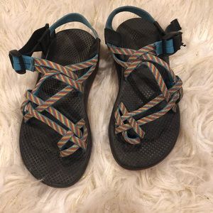 Chacos!